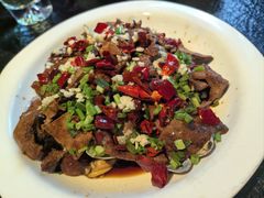 花蛤炝猪肝-河畔春天时尚餐厅