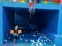 -楠木种子游泳馆(李沧万达店)