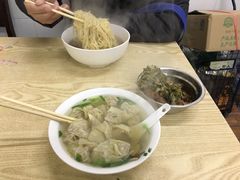 -舒蔡记生煎菜饭(云南中路店)