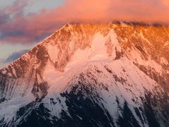 -贡嘎雪山
