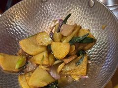 -隔壁老王·家常云南菜(花巷店)