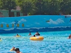 -白鹿温泉加勒比水上乐园