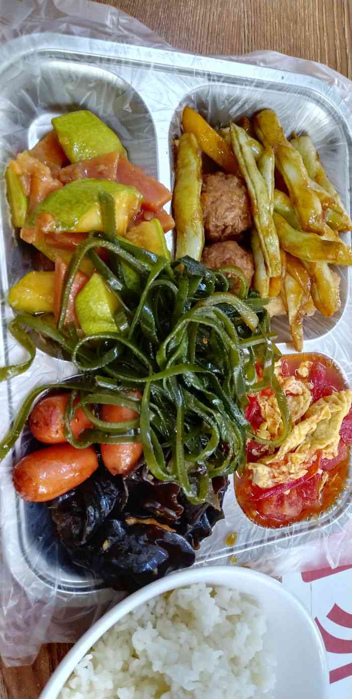 十元自助盒饭-"吃过很多次,十块钱非常便宜了,饭菜也很好..."-大众点