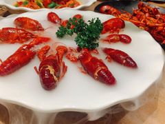 -沪小胖小龙虾(淮海中路旗舰店)