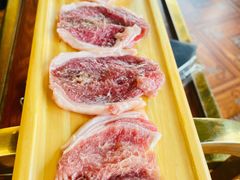 手切鲜羊上脑一米板-羊大爷涮肉(亮马桥店)