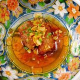 他们家食材很新鲜，寿司有好多名字都叫不上来