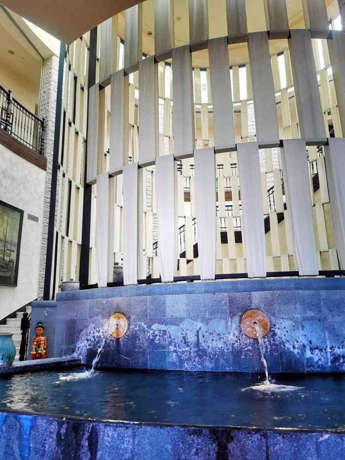 南沙游艇会—西餐厅●泰餐厅-"虽然叫中餐厅,但是菜式以泰国菜为主,有