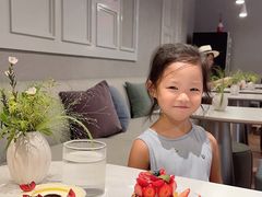 -潮一不贰·法式甜品·生日蛋糕·西式简餐(外滩店)