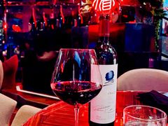 -OZONE 顶楼酒吧(香港丽思卡尔顿酒店)