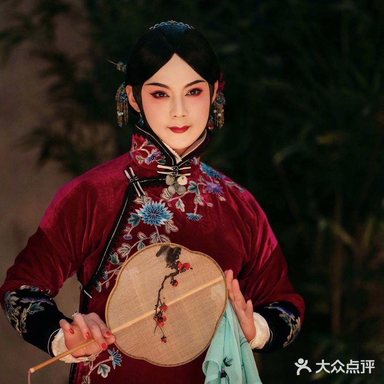 超美鬓边不是海棠红