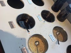 -龍歌自助小火锅(市北和达中心城店)