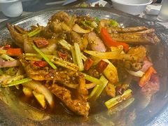 -休记光头香辣蟹干锅店(衣冠庙店)