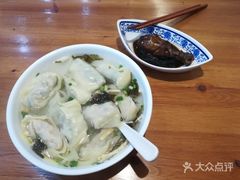 -周素珍湖州大馄饨(直戒坛寺巷店)