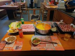 -呷哺呷哺(松北万象汇店)
