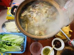-威邵鸡煲(西华路总店)