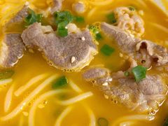 至激酸汤灼肥牛米线-悦湖公馆