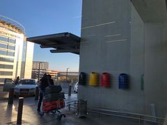 -奥利弗·雷金纳德·坦博国际机场