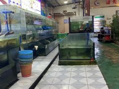 -潘先生平价海鲜城(神州半岛店)