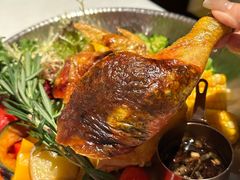 -Mogul Eatery·大亨餐酒馆