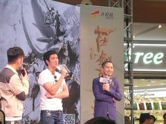 -绿茶餐厅(成都大悦城店)