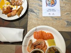 -世贸君澜·云天阁自助餐厅