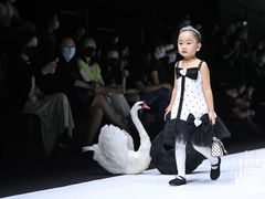 -欢乐海岸椰林沙滩-2025湾区超级灯会