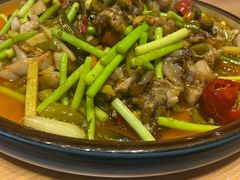-临界音乐酒馆·小龙虾·江湖菜(华熙LIVE·鱼洞店)