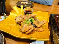 脆炸三文鱼骨-信日本料理(信义坊店)
