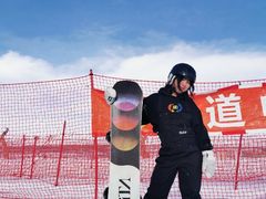 -丝绸之路山地度假区滑雪场