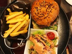 -遇见西木美式餐厅(体育路店)