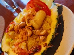 菠萝海鲜炒饭-mango tree芒果树泰国餐厅(青岛万象城店)