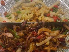 -小鱼小牛·鱼牛干锅·脆鱼火锅(世欧广场店)