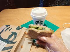 -星巴克(深圳北站B5检票口)