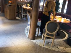 大堂-隔壁老王·家常云南菜(花巷店)