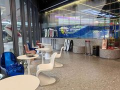 -INLANG饮浪室内冲浪(苏河湾万象天地店)