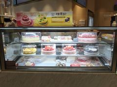 面包甜点陈列柜-哈根达斯(SM店)