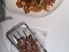 -耶里夏丽·新疆菜·28年喀什老馆(田林东路店)