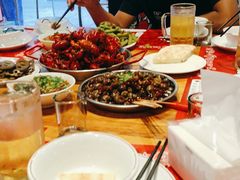 -李双猪·小龙虾·烧烤·羊肉煲(乐山店)