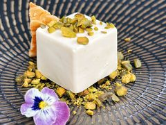 茉莉茶香芝士蛋糕-杭州西子湖四季酒店·金沙厅