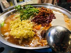 部队火锅-富乐满韩国正宗炸鸡韩国料理(虹泉路店)