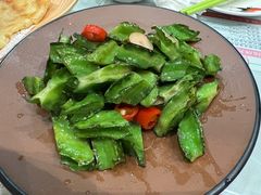 龙豆-滕记星发餐室·新加坡菜(巨鹿路店)