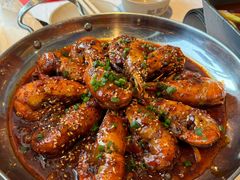 -肥肥虾庄·金牌油焖大虾(汉街SKP店)