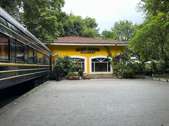 -火车头法国西餐厅