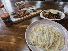 -歹歹的加个面过油肉拌面