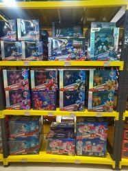 -卡通派潮品玩具折扣仓(青岛新城吾悦广场店)