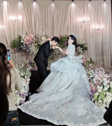 点击看大图 -LOVINA洛维娜婚纱礼服