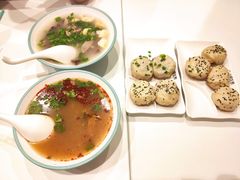 牛肉酸辣粉-小杨生煎(龙之梦购物中心店)