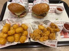 -The Habit Burger Grill 哈比特汉堡(爱琴海店)