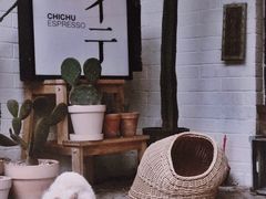 -彳亍咖啡·这里(水湾路店)