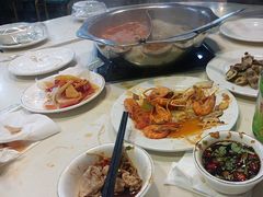 -尚品海鲜肥牛自助火锅(湖明店)